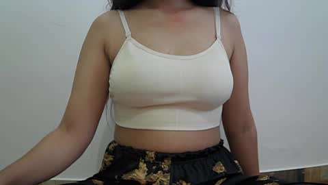 Snapshot of ishika_singh_ chatting on July 24, 12:52 am ishika_singh_ online show from July 24, 12:52 am