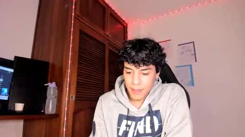 Isidro online show from March 9, 4:16 am