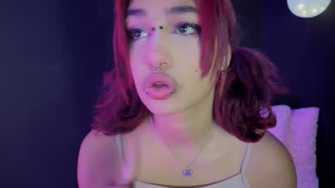 Snapshot of isisjones18 chatting on September 11, 3:50 am Isisjones18 online show from September 11, 3:50 am