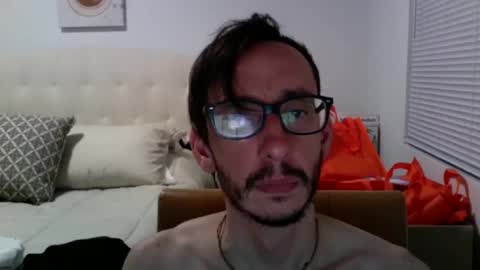 Snapshot of isjustd chatting on March 2, 3:45 am isjustd online show from March 2, 3:45 am