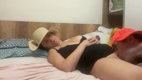 Snapshot of iskrenv chatting on November 30, 10:25 pm iskrenv online show from November 30, 10:25 pm