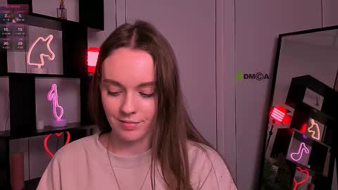 Snapshot of isla_dior chatting on November 10, 4:28 pm isla_dior online show from November 10, 4:28 pm