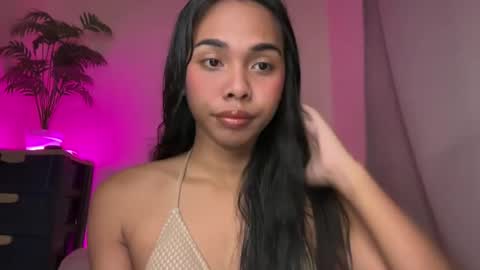 Snapshot of island_girlxxx chatting on July 21, 11:45 am Alona online show from July 21, 11:45 am
