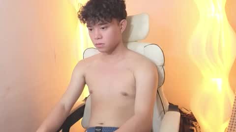 Nathaniel online show from March 11, 5:02 am