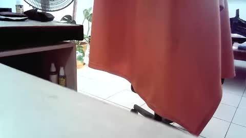 Snapshot of islandforfun chatting on May 28, 7:11 pm islandforfun online show from May 28, 7:11 pm