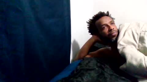 Snapshot of islandmaker chatting on November 20, 9:09 am islandmaker online show from November 20, 9:09 am