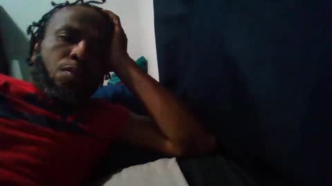 Snapshot of islandmaker chatting on June 10, 4:34 am islandmaker online show from June 10, 4:34 am
