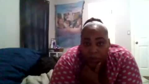 Snapshot of islandmaker chatting on June 15, 8:55 pm islandmaker online show from June 15, 8:55 pm