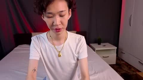 Snapshot of islendtakumi chatting on November 5, 4:12 am Takumi online show from November 5, 4:12 am