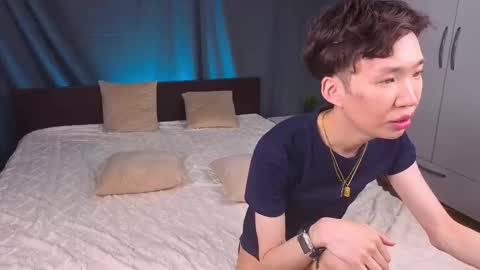 Snapshot of islendtakumi chatting on November 13, 4:55 am Takumi online show from November 13, 4:55 am