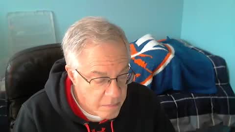 Snapshot of islesman22 chatting on January 18, 3:38 pm islesman22 online show from January 18, 3:38 pm