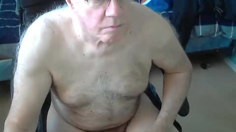 Snapshot of islesman22 chatting on March 7, 2:34 pm islesman22 online show from March 7, 2:34 pm