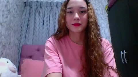 Snapshot of issa30213 chatting on January 14, 2:19 am Issa online show from January 14, 2:19 am