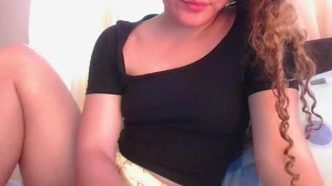 Snapshot of issa30213 chatting on April 15, 2:24 pm Issa online show from April 15, 2:24 pm