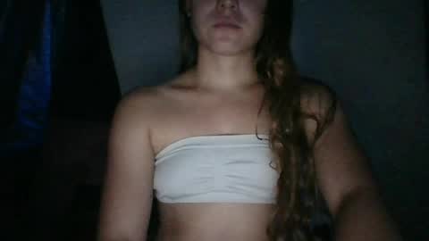 Snapshot of issa30213 chatting on April 22, 10:00 pm Issa online show from April 22, 10:00 pm