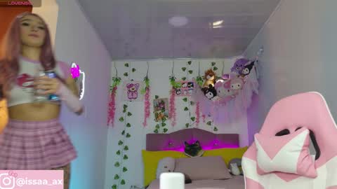 Snapshot of issa_garcia chatting on October 29, 12:02 am I S S A B E L A Igissaa ax Xlittleissa online show from October 29, 12:02 am