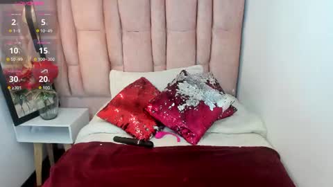 ISSA MILF online show from July 2, 1:28 pm