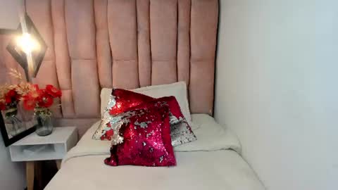 ISSA MILF online show from July 10, 4:09 pm