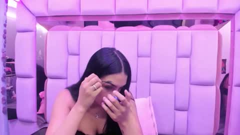 issabela_mackey_ online show from February 18, 3:24 am