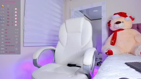 Isa  online show from December 20, 8:06 am