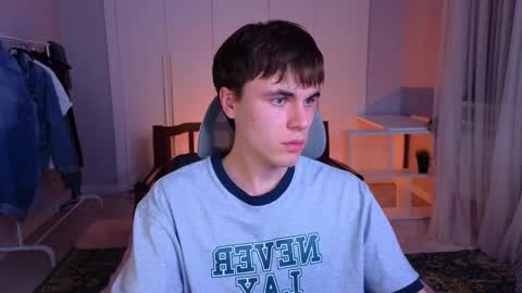 Maks online show from February 22, 2:30 pm