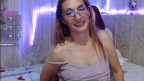 Snapshot of italagomez chatting on December 13, 12:20 am Itala Gomez online show from December 13, 12:20 am