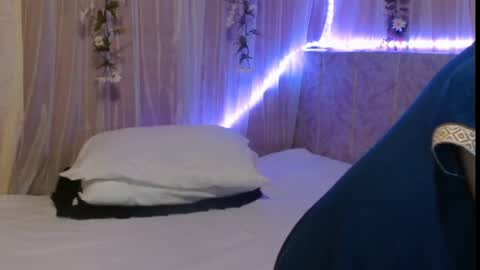 Snapshot of italagomez chatting on March 9, 12:21 am Itala Gomez online show from March 9, 12:21 am