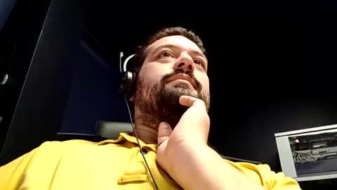 Snapshot of italianbigboy93 chatting on October 10, 5:28 am italianbigboy93 online show from October 10, 5:28 am