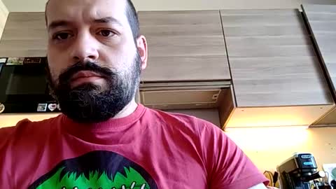 Snapshot of italianbigboy93 chatting on November 8, 1:33 pm italianbigboy93 online show from November 8, 1:33 pm