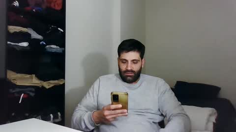 Snapshot of italianboybcn chatting on January 15, 8:30 am italianboybcn online show from January 15, 8:30 am