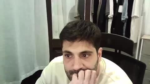 Snapshot of italianboybcn chatting on October 10, 8:19 pm italianboybcn online show from October 10, 8:19 pm