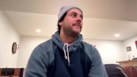 Snapshot of italianladd chatting on November 3, 2:35 am italianladd online show from November 3, 2:35 am