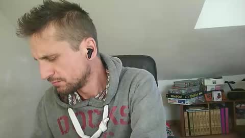 Snapshot of italiano116116 chatting on November 26, 9:10 am italiano116116 online show from November 26, 9:10 am