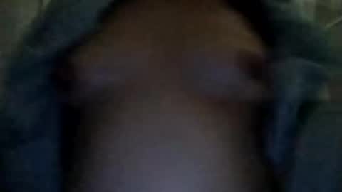 italianpussy7777 online show from March 18, 6:33 pm