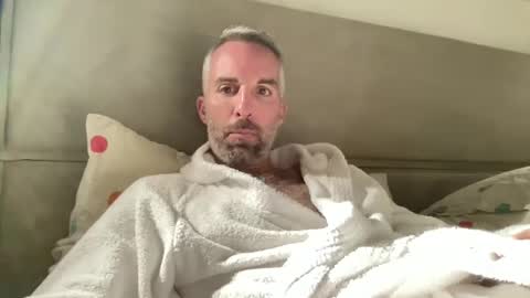 italiantoyboy84 online show from February 1, 5:26 pm