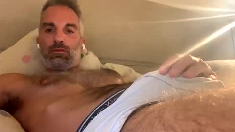 italiantoyboy84 online show from October 1, 11:00 pm