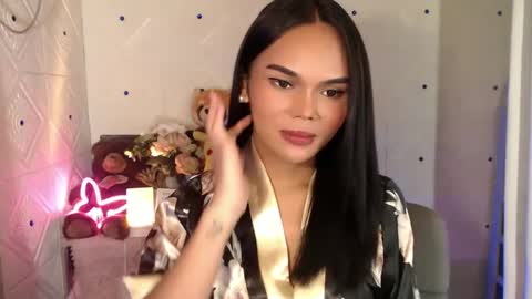 Snapshot of itgirl_cathy chatting on February 13, 10:22 pm CathCathy online show from February 13, 10:22 pm