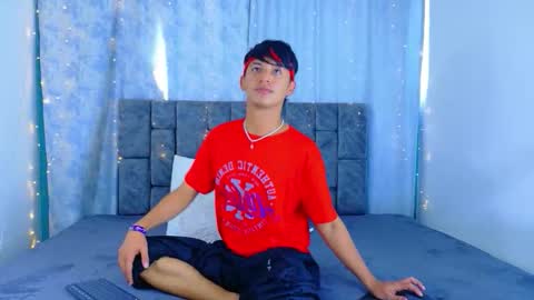 Snapshot of ithan_kingtwin chatting on May 15, 7:10 pm ithan_kingtwin online show from May 15, 7:10 pm