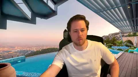 Snapshot of itpain chatting on December 13, 10:04 pm pain online show from December 13, 10:04 pm