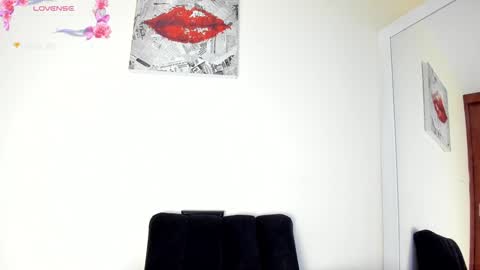 Snapshot of its__angelica_ chatting on January 28, 10:12 pm Angelica online show from January 28, 10:12 pm