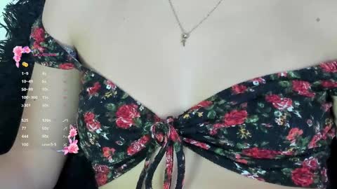 Snapshot of its__angelica_ chatting on September 17, 7:15 pm Angelica online show from September 17, 7:15 pm