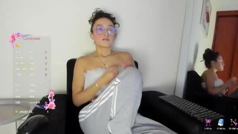 Snapshot of its__angelica_ chatting on September 23, 12:46 am Angelica online show from September 23, 12:46 am