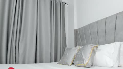 canella online show from January 10, 3:30 am