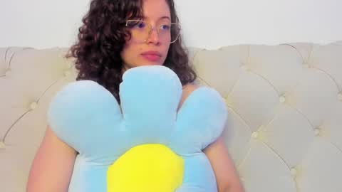 Snapshot of its_marie chatting on February 11, 5:18 pm Maria online show from February 11, 5:18 pm