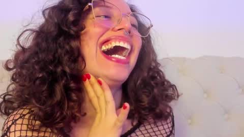 Snapshot of its_marie chatting on February 21, 2:48 pm Maria online show from February 21, 2:48 pm