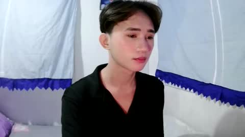 Snapshot of its_saya chatting on December 17, 4:29 am its_saya online show from December 17, 4:29 am