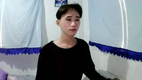 Snapshot of its_saya chatting on December 18, 5:13 am its_saya online show from December 18, 5:13 am