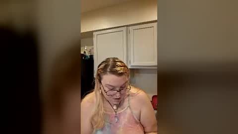 Itsglitchh222 online show from August 4, 2:41 pm
