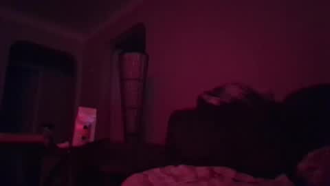 itsjustavibeouthere online show from May 14, 8:54 am