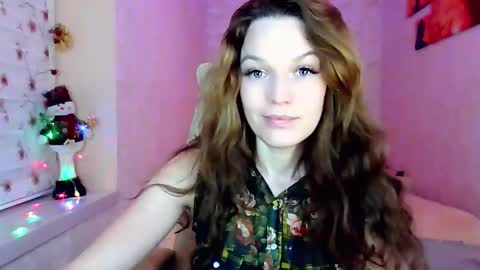 itslunaday online show from January 8, 8:55 pm